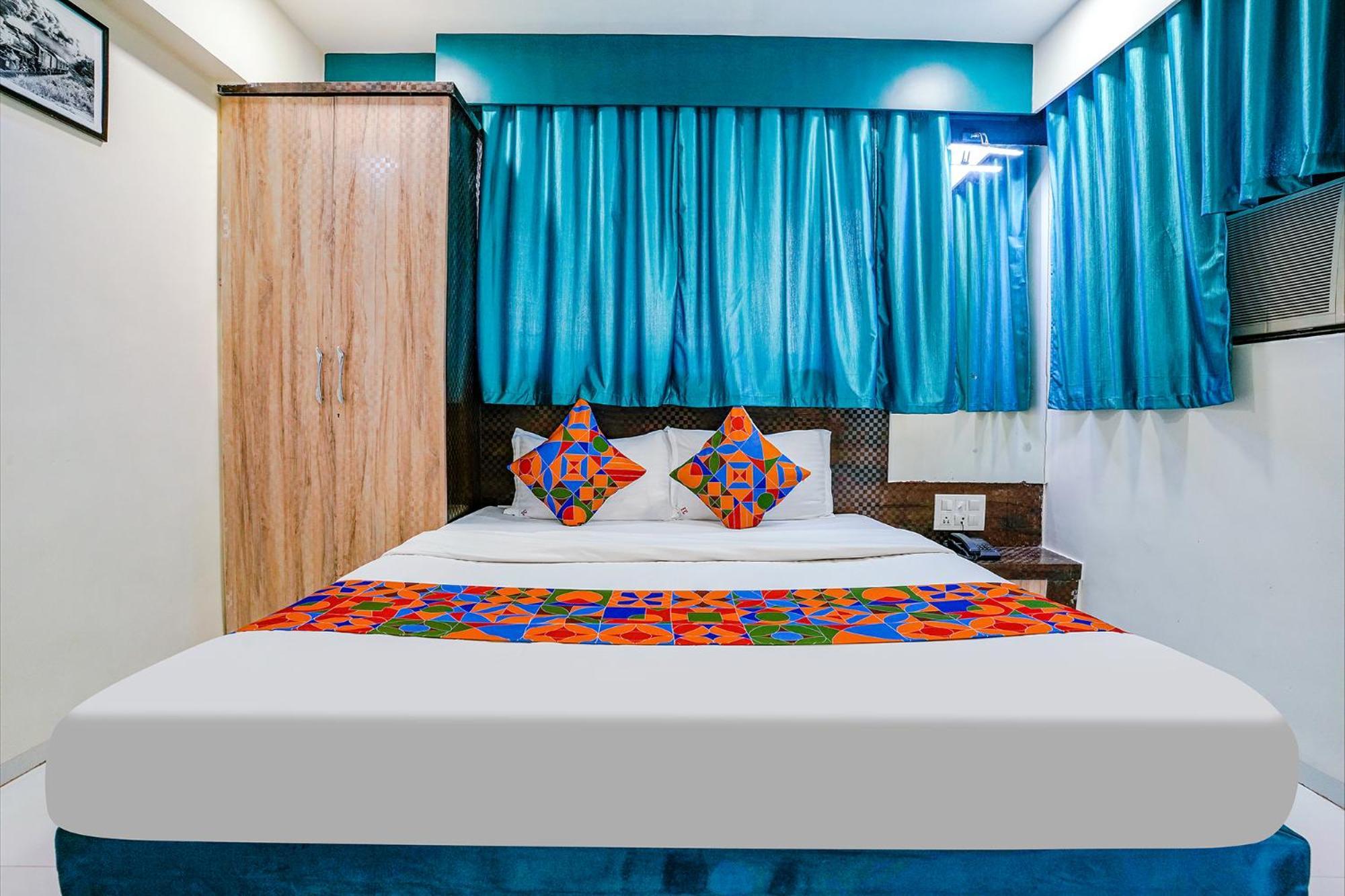 Hotel Bindra Elite Мумбаї Екстер'єр фото