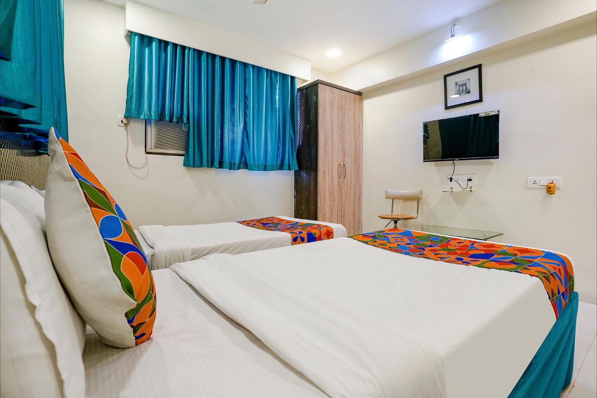Hotel Bindra Elite Мумбаї Екстер'єр фото