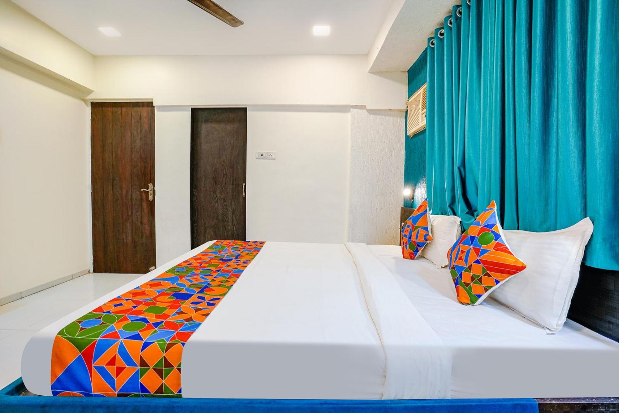 Hotel Bindra Elite Мумбаї Екстер'єр фото