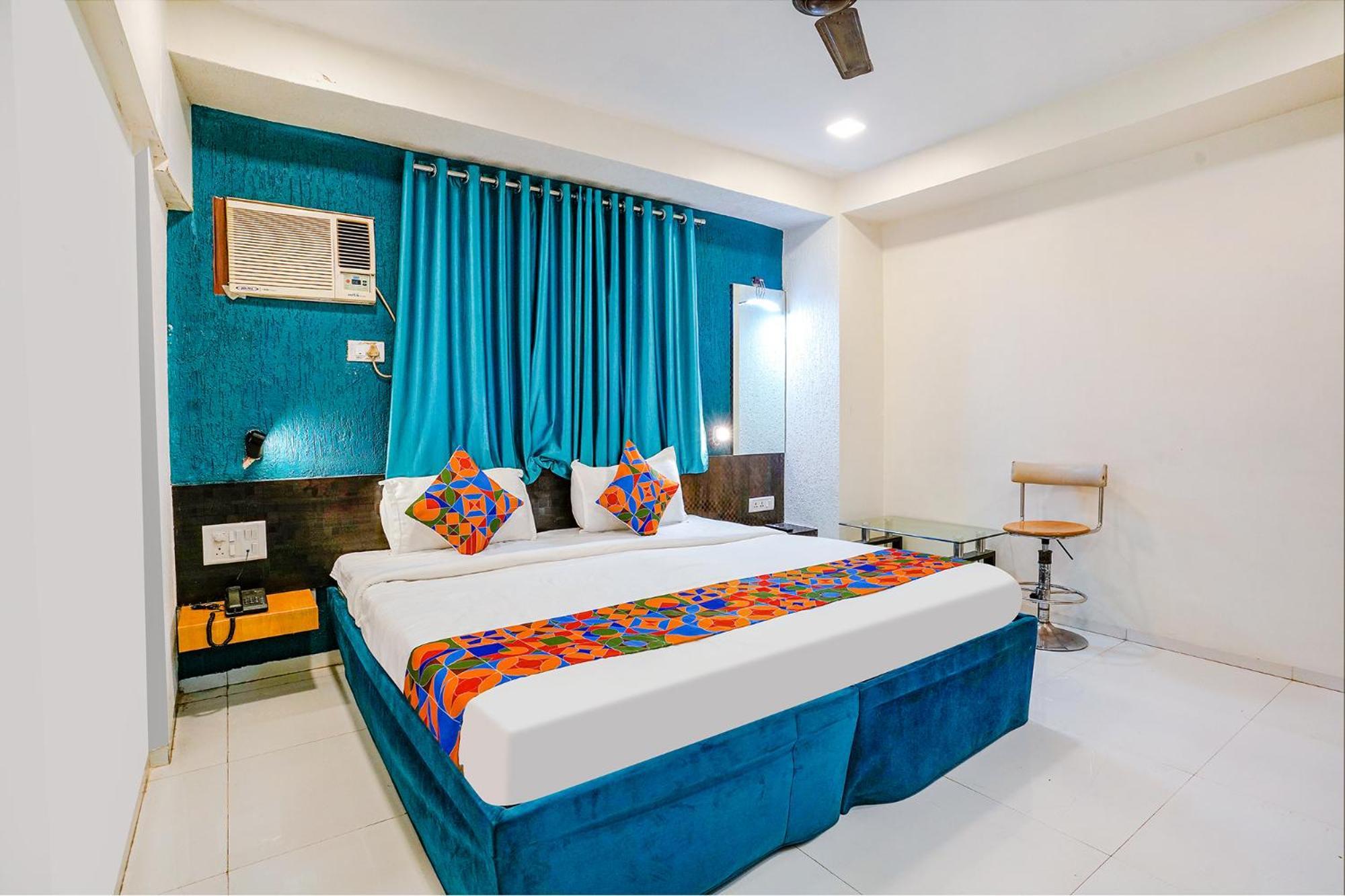Hotel Bindra Elite Мумбаї Екстер'єр фото