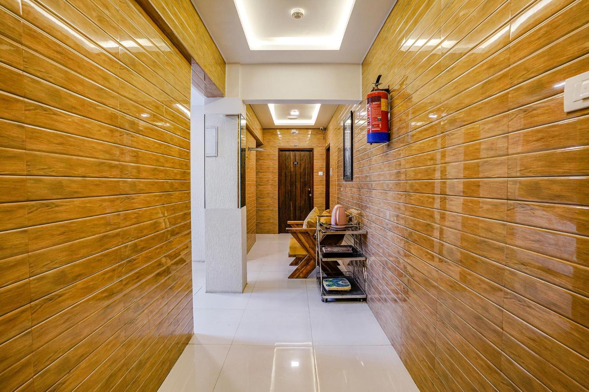 Hotel Bindra Elite Мумбаї Екстер'єр фото